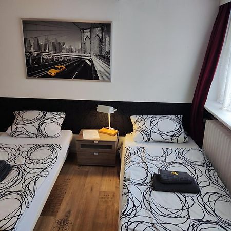 Pension Zum Burggrafen Дельменхорст Экстерьер фото