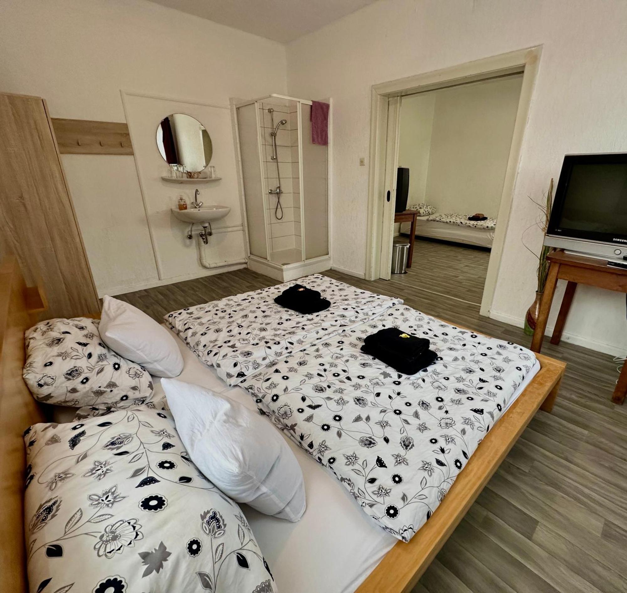Pension Zum Burggrafen Дельменхорст Экстерьер фото